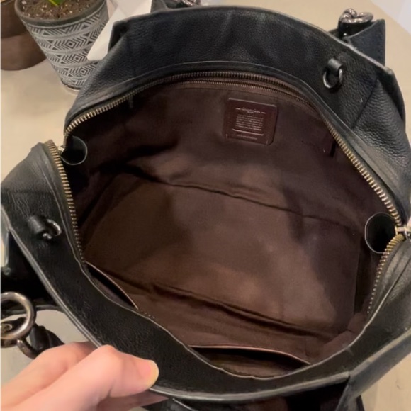 Gorgeous Rare 💯Authentic Coach Dreamers 36 Bag ✨🖤 - Picture 7 of 10